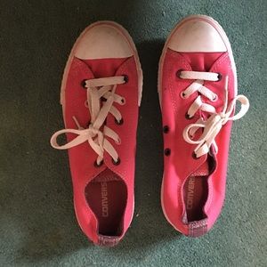 Kids converse